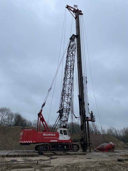 Used Hitachi SCX700-PD piling rig with intergrated power pack